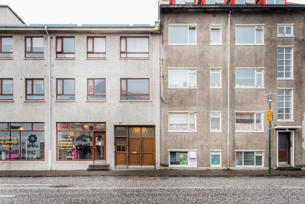 City Center Base In A Prime Location In Reykjavik Reiquiavique Exterior foto